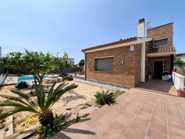 PRECIOSA CASA SEMINUEVA EN SEGUR DE CALAFELL CENTRO photo 0