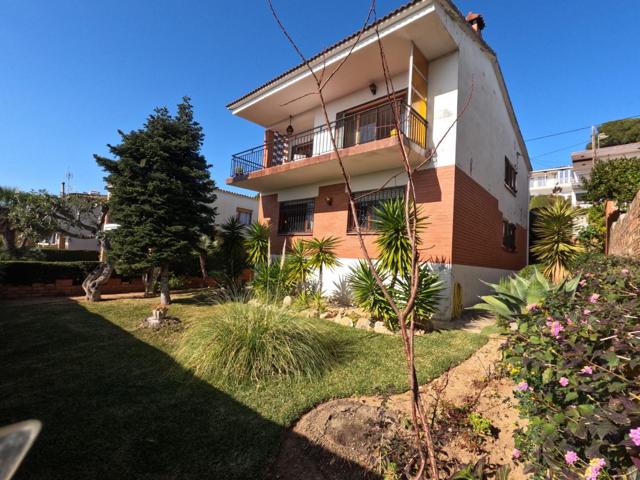 CASA CON FANTASTICAS VISTAS MAR EN CALAFELL photo 0