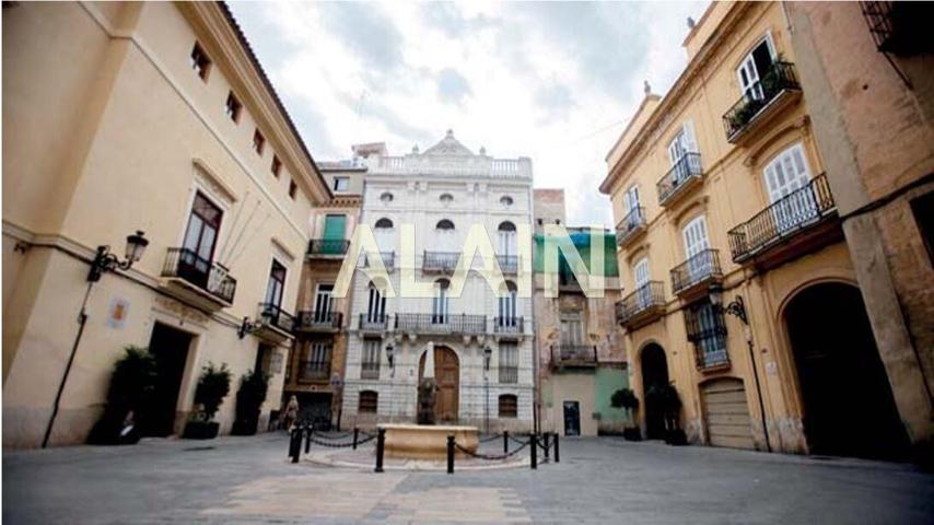 EDIFICIO EN VENTA TIPO PALACIO EN CIUTAT VELLA - VALENCIA. photo 0