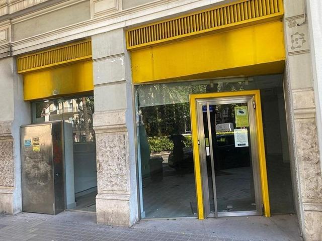 Local comercial en avenida del Reino de Valencia photo 0
