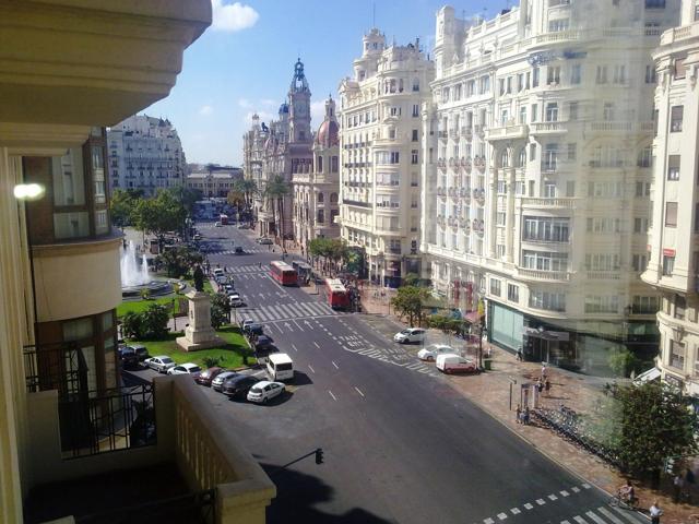 Apartamento en Plaza del Ayuntamiento Valencia photo 0