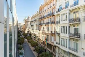 Piso en venta Junto Plaza Ayuntamiento Valencia photo 0
