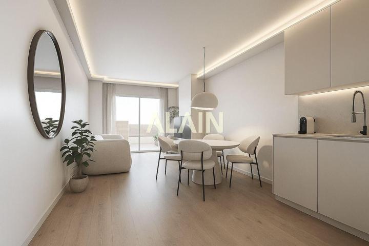 vivienda en venta con reforma a estrenar y gran terraza en Guardia Civil photo 0