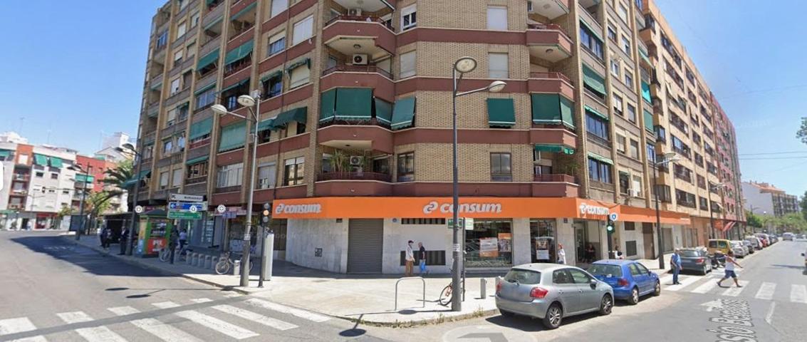 LOCAL EN RENTABILIDAD EN CALLE ALBORAYA photo 0