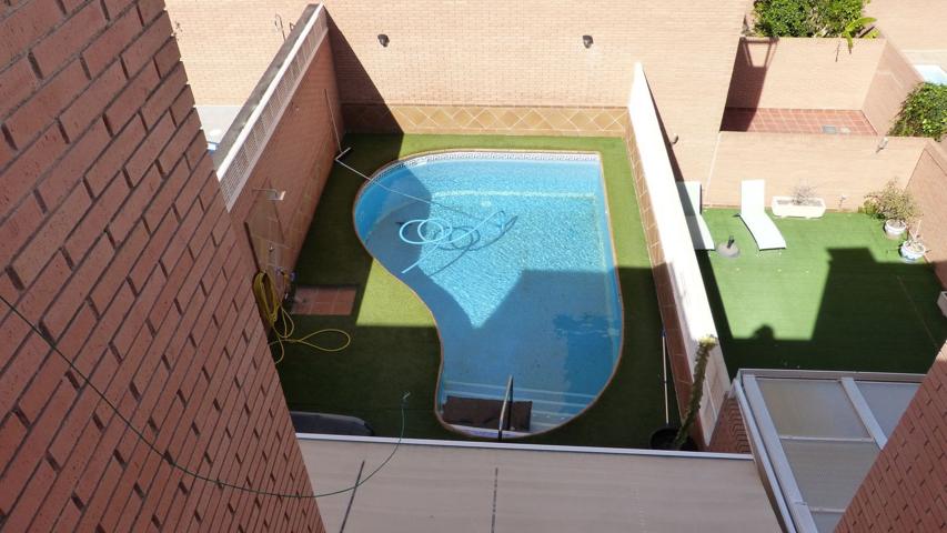 Unifamiliar Pareada En venta en Calle Costa De La Luz, 33, Villablanca - Torrecárdenas, Almería photo 0