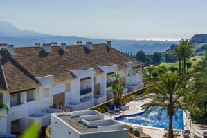 Fantástica Casa Adosada en venta con vistas y jardín en La Cala Resort, Mijas Costa photo 0