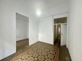 EDIFICIO EN VENTA EN EL CENTRO DE LA CIUDAD DE ALICANTE photo 0