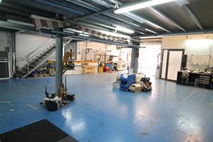 Nave Industrial En venta en La Florida, Alicante photo 0