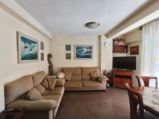 Piso en venta en Carolinas Pla photo 0