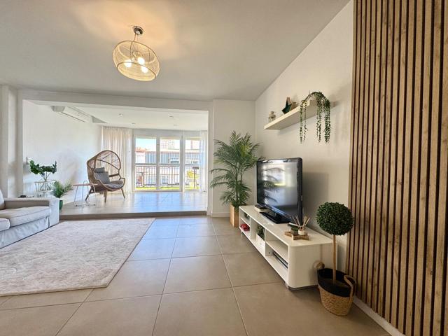 Magnífico ático en calle Orense, con vistas al mar photo 0