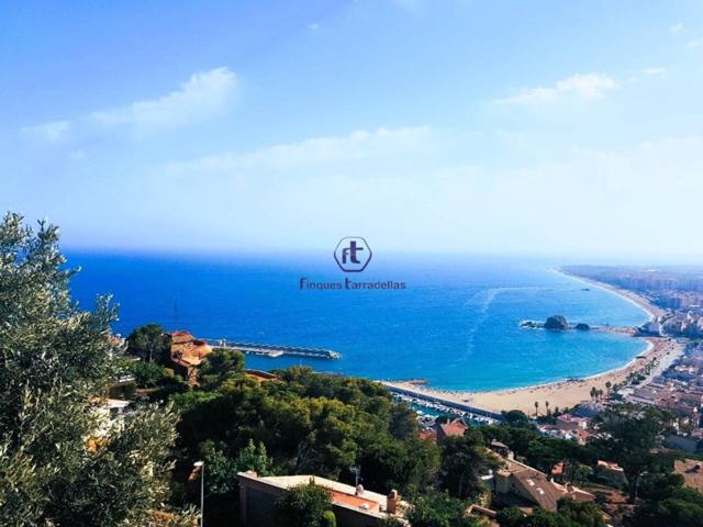 Chalet unifamiliar en venta en Urbanitzacions photo 0