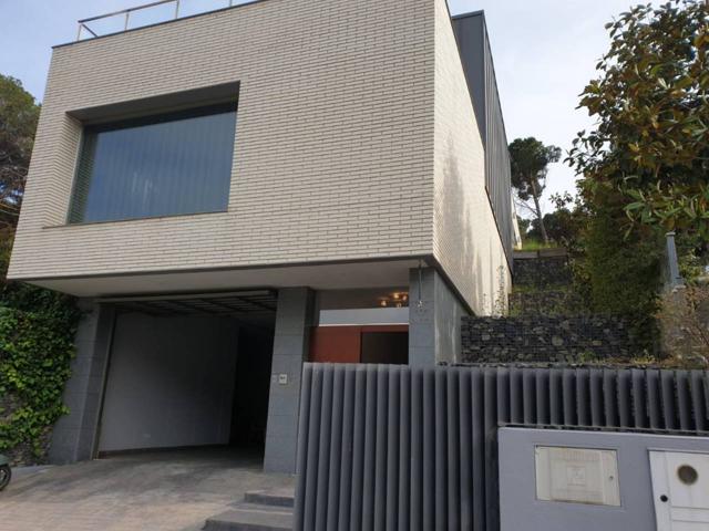 Casa en venta en Santa Cristina-La Cala Sant Francesc photo 0