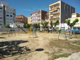 Local comercial en venta en Els Pins photo 0