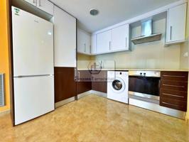 Piso en venta en Mont Ferrant photo 0