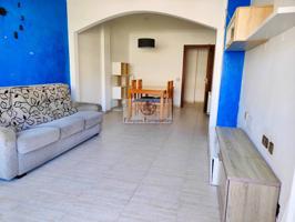 Piso en venta en Els Pavos photo 0