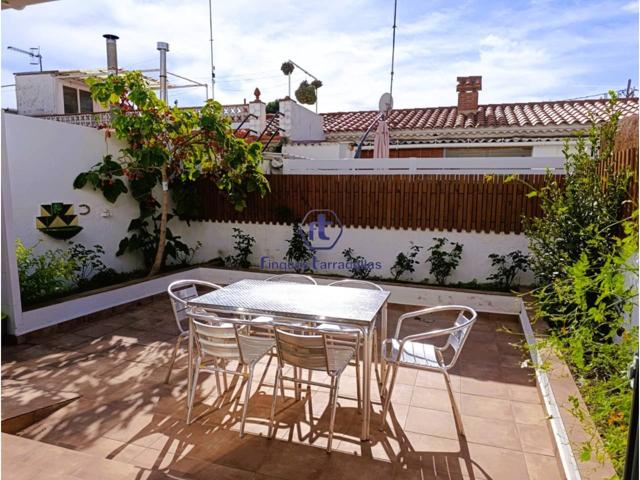 Casa en venta en Els Pins photo 0