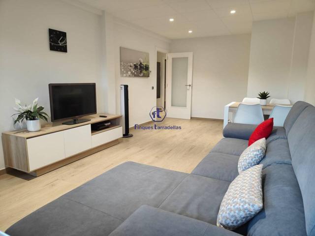 Venta de piso en Blanes photo 0