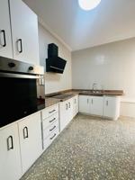 Piso en venta de 4 Dormitorios y 2 Baños en Zona Tranquila y Bien Comunicada photo 0