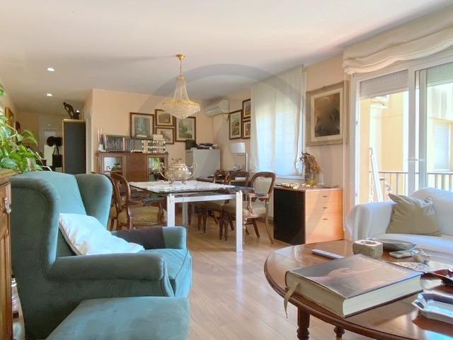 Piso En venta en Centre, Terrassa photo 0