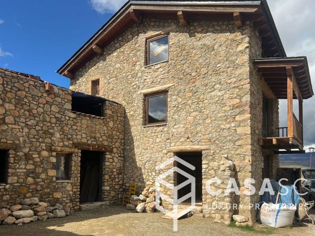 Casa De Campo En venta en Bellver De Cerdanya photo 0