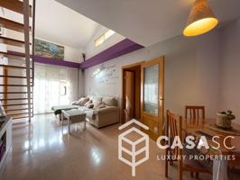 Dúplex En venta en Calle De Josep Saltó, 0, Zona Nord, Rubí photo 0