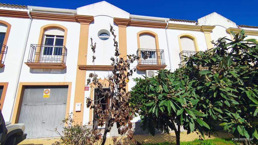 Casa En venta en Andalucia, Santiponce photo 0