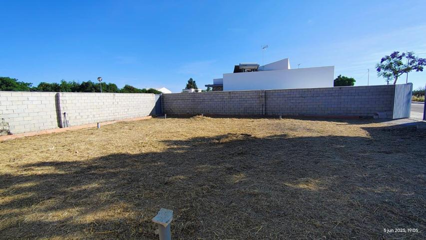 Terreno Urbanizable En venta en Urb. El Caballo, Palomares Del Rio photo 0
