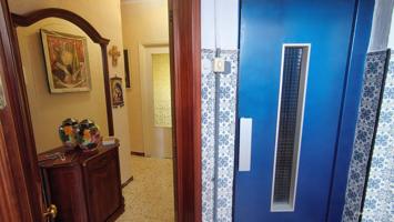 Piso En venta en Bra. Del Carmen, Sevilla photo 0