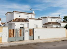 Unifamiliar En venta en Urbanizacion Las Lomas, Palomares Del Rio photo 0