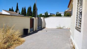 Unifamiliar En venta en Urbanizacion Las Lomas, Palomares Del Rio photo 0