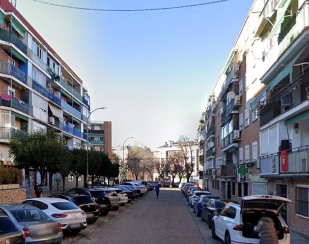 Piso En venta en Calle De La Presa, Montserrat - Parque Empresarial, San Fernando De Henares photo 0