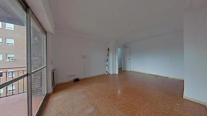 Piso En venta en Calle De Nazaret, Centro, Fuenlabrada photo 0
