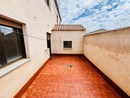 Unifamiliar Pareada En venta en Calle Antonio Machado, 0, Los Yébenes photo 0