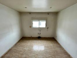 Piso En venta en Calle De Humanes, 0, Parque Inlasa, Parla photo 0