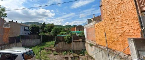 Terreno Urbanizable En venta en Calle Compositor Josep Vicens, 8, Olot photo 0