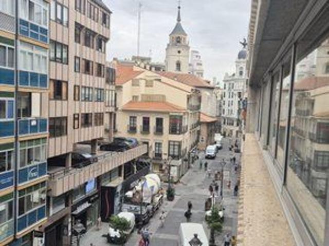 Piso En venta en Calle De Santiago, 17, Centro, Valladolid photo 0