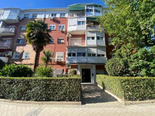 Piso En venta en Cl Calahorra, 82, Vicálvaro, Madrid photo 0