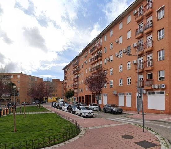 Piso En venta en Cl Fuente Arenosa, El Nido-Las Fuentes, Parla photo 0