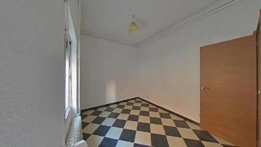 Piso En venta en Cl Santa Beatriz, 12, Puente De Vallecas, Madrid photo 0
