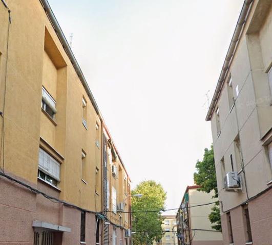 Piso En venta en Cl Encajeras, 12, San Blas, Madrid photo 0