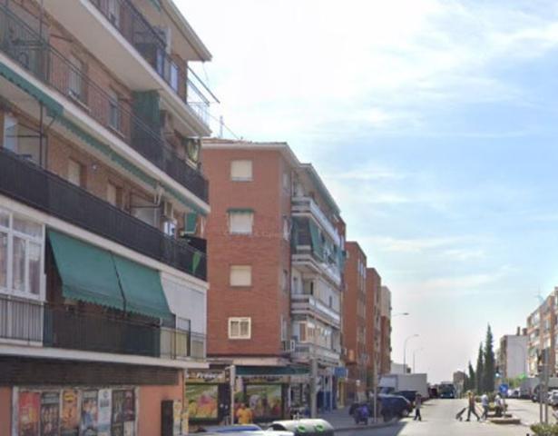 Piso En venta en Avenida De Nuestra Señora De Valvanera, 0, Carabanchel, Madrid photo 0