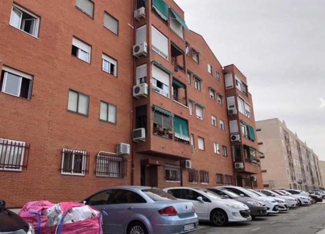 Piso En venta en Calle De Vitoria, Parque Roma - Coronas, San Fernando De Henares photo 0