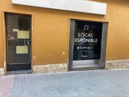 Local comercial en venda al Carrer Urgell de Manresa. photo 0