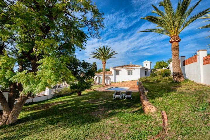 Preciosa casa con piscina entre Frigiliana y Nerja photo 0