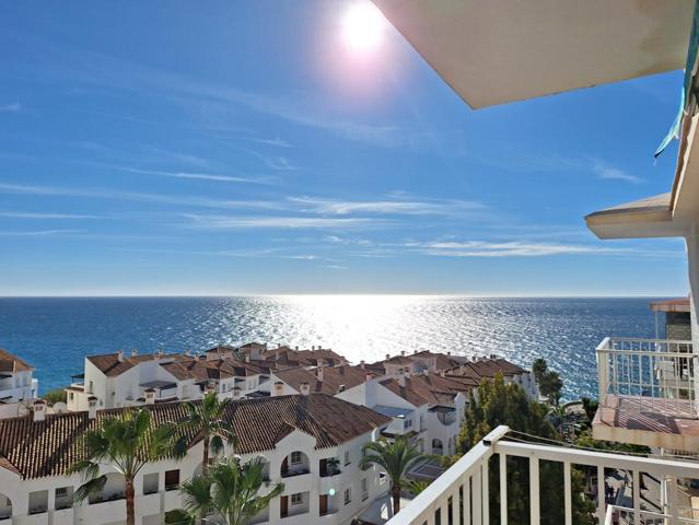 Precioso piso con vistas al mar y piscina en Nerja photo 0