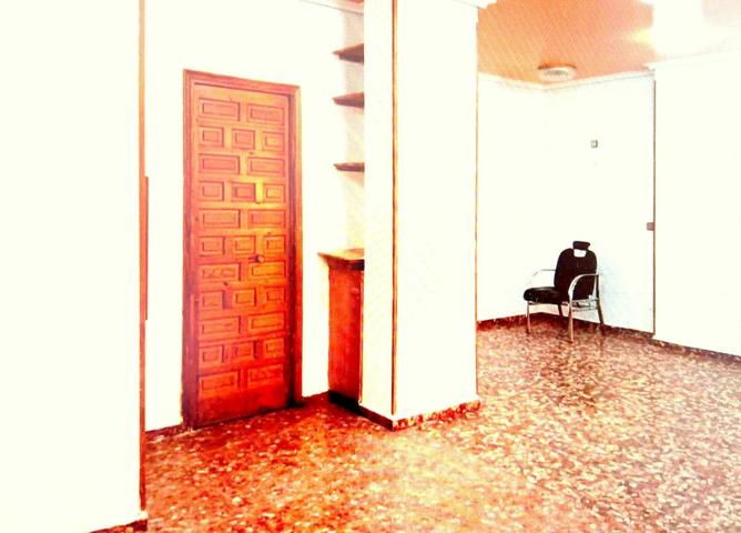 SE ALQUILA LOCAL COMERCIAL photo 0