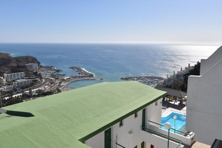 Apartamento reformado con vistas al mar en venta en Puerto Rico. photo 0