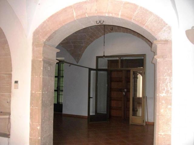 Espaciosa casa señorial en pleno centro de Campos photo 0