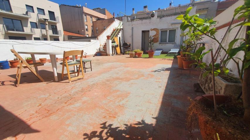 PISO CON TERRAZA DE 100 M² EN CASTELLAR DEL VALLÈS photo 0