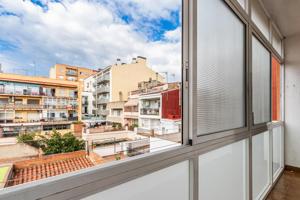 PISO DE 3 HABITACIONES EN LA CREU DE BARBERÀ photo 0